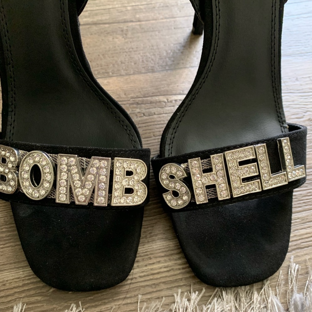 Bombshell Heels - Picture 3 of 12